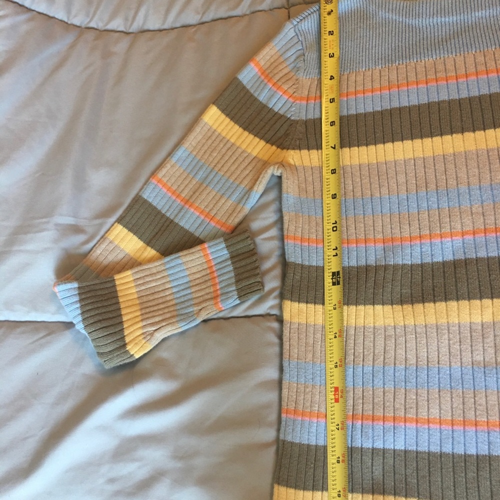 EUC pastel sweater - Tommy Hilfiger - Picture 2 of 7